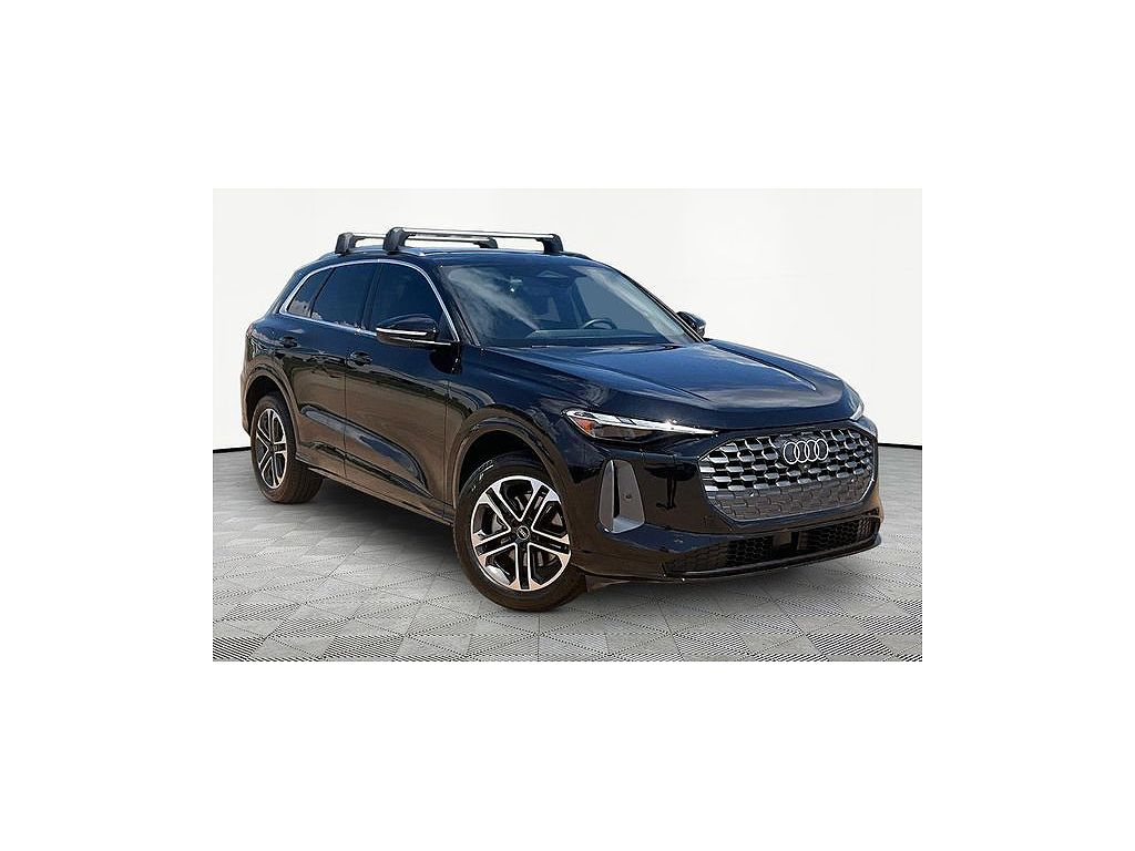2025 Audi Q5 Premium