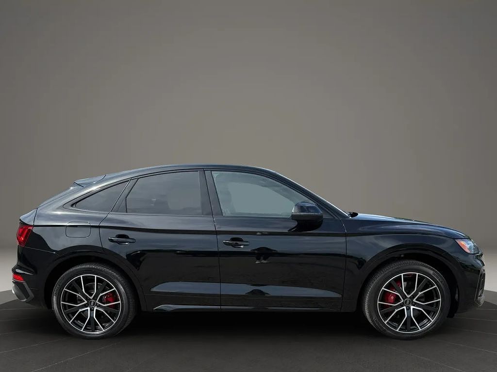 2024 Audi SQ5 Premium Plus