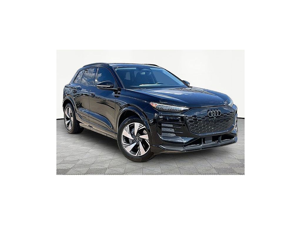 2025 Audi Q6 e-tron Premium Plus