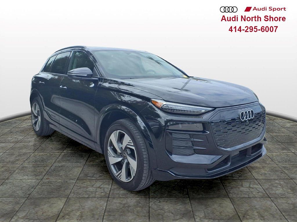 2025 Audi Q6 e-tron Premium Plus