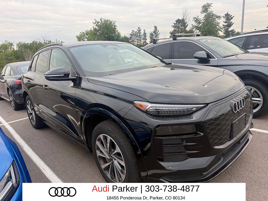 2025 Audi Q6 e-tron Premium Plus