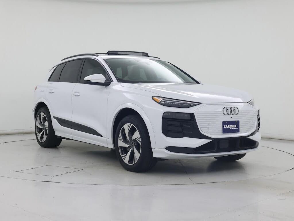 2025 Audi Q6 e-tron Premium Plus