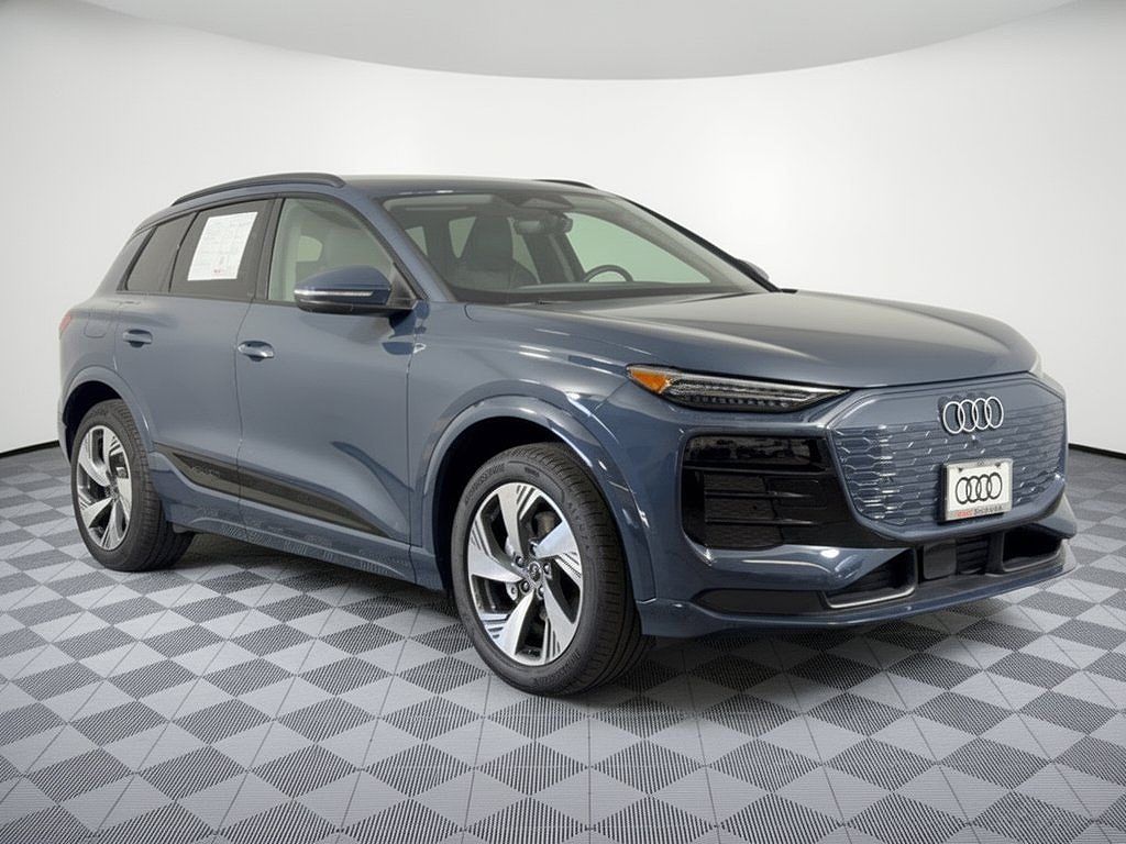 2025 Audi Q6 e-tron Premium Plus