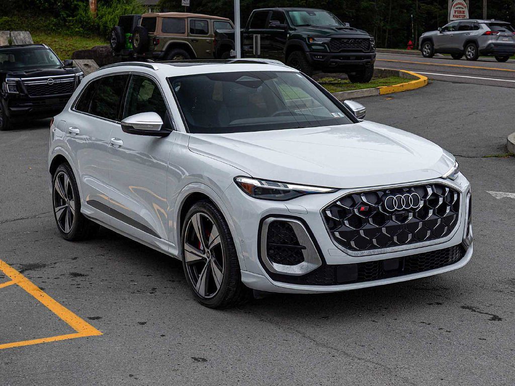 2025 Audi SQ5 3.0T Premium