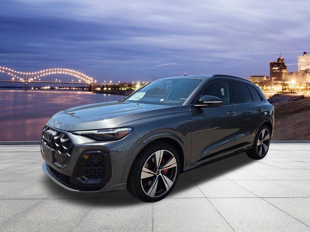 2026 Audi SQ5 Premium Plus