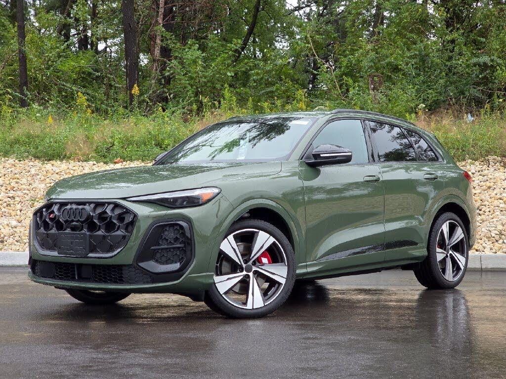 2026 Audi SQ5 Premium Plus