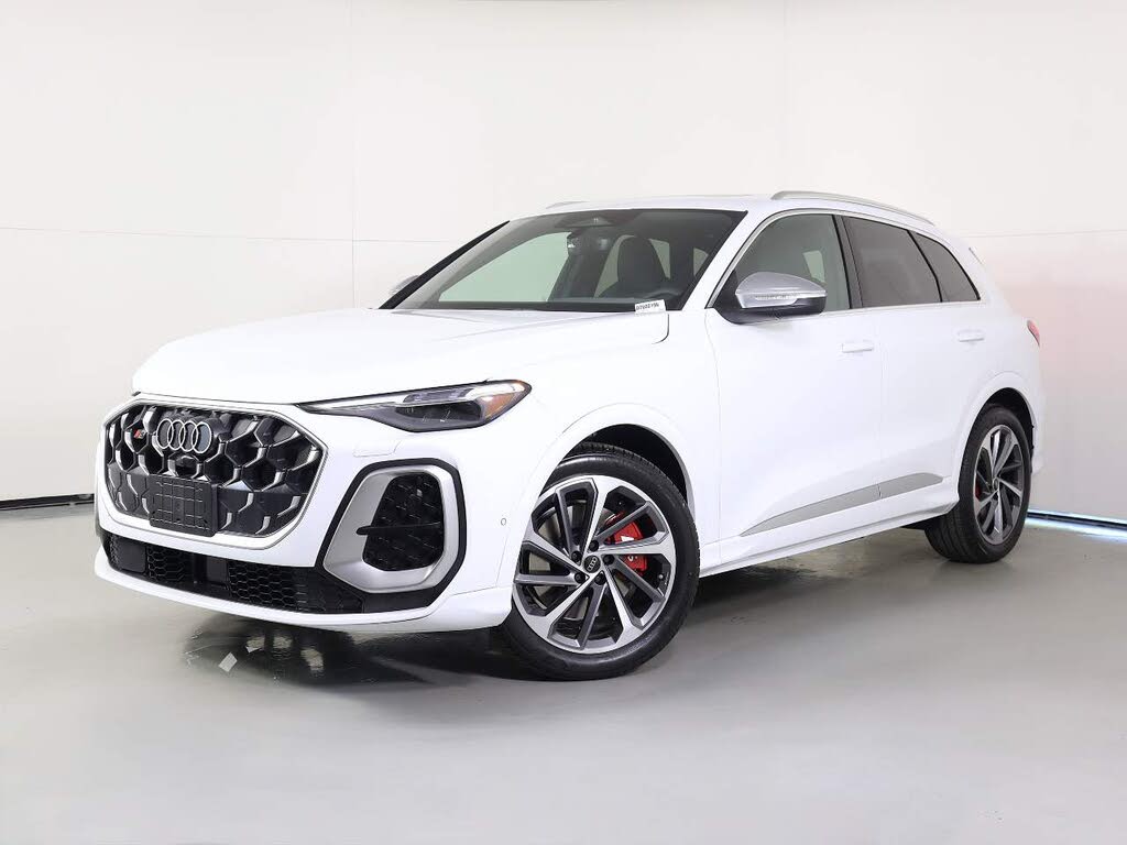 2026 Audi SQ5 Premium Plus
