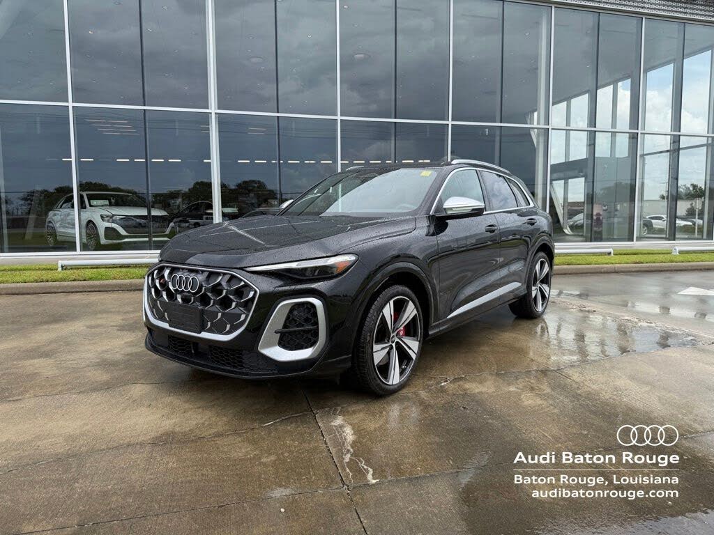 2026 Audi SQ5 Premium Plus