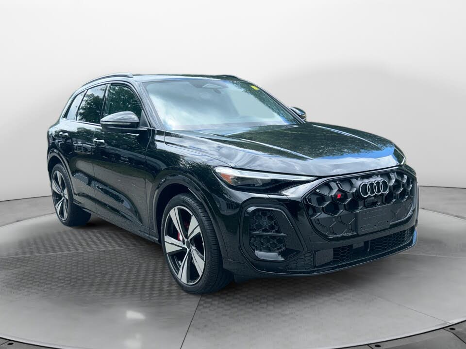 2026 Audi SQ5 Premium Plus