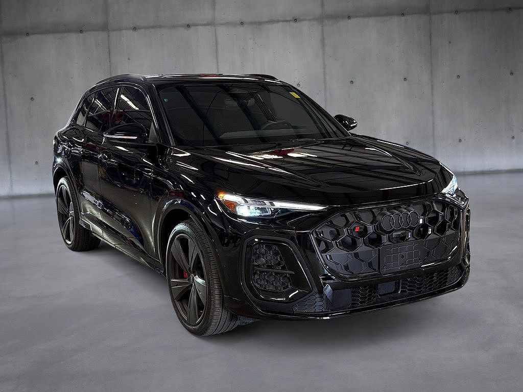 2025 Audi SQ5 Premium Plus