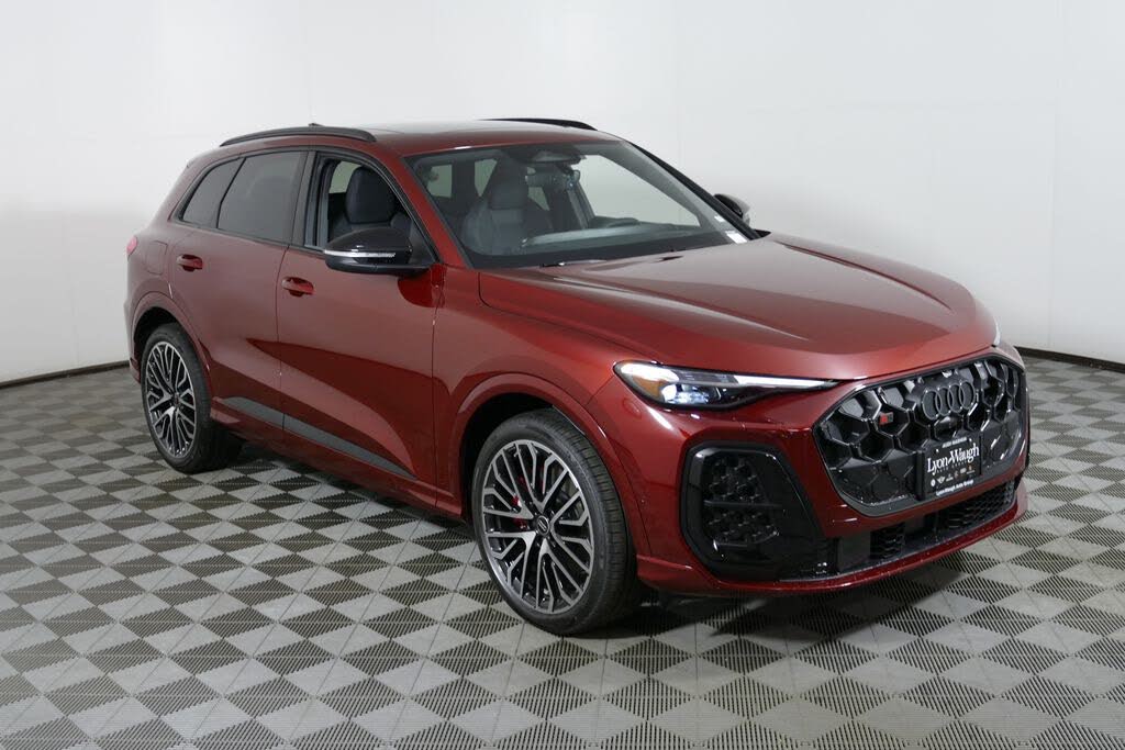 2026 Audi SQ5 Premium Plus