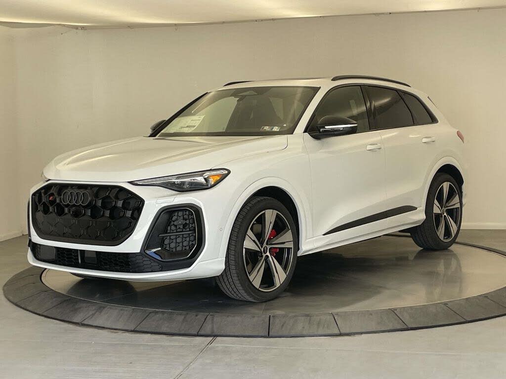 2026 Audi SQ5 Premium Plus