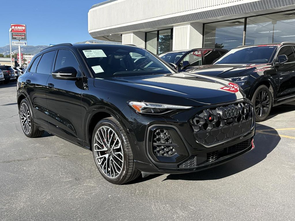 2025 Audi SQ5 Premium Plus