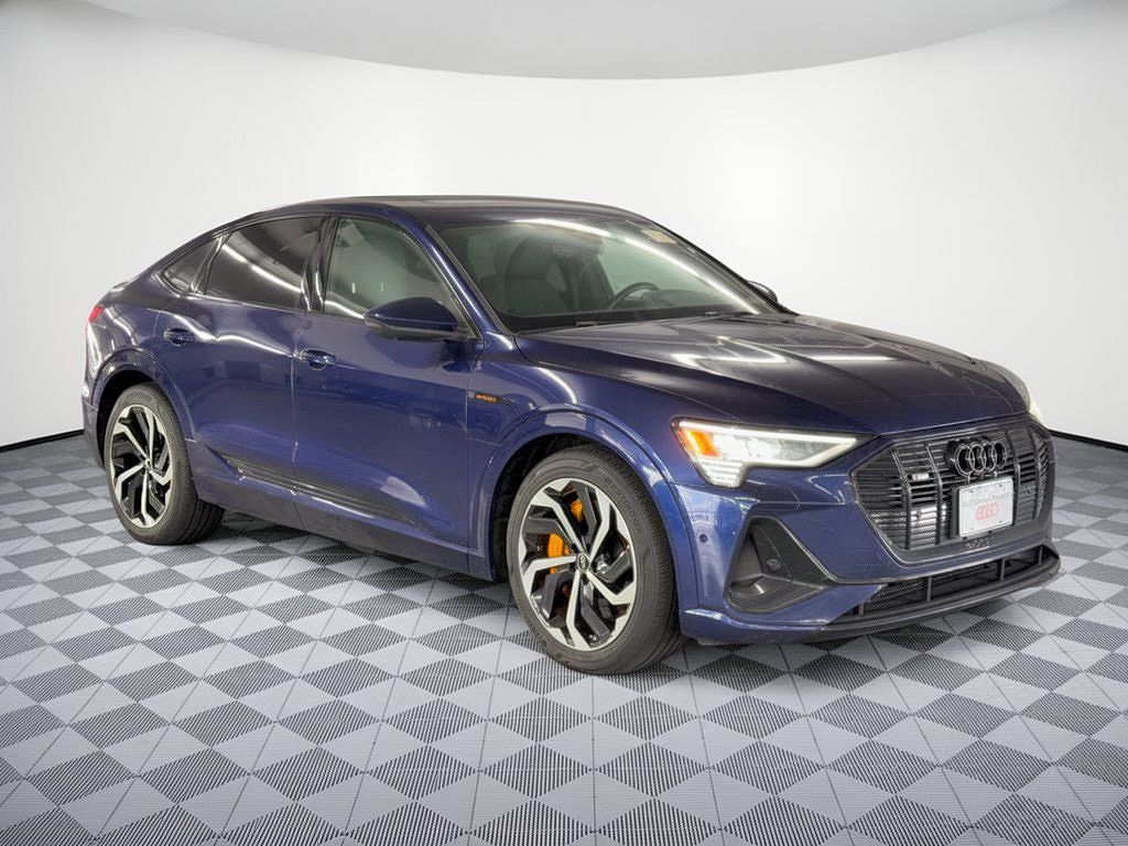 2023 Audi e-tron Premium S line