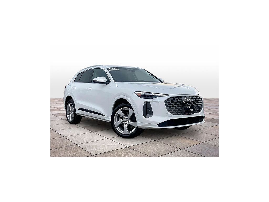 2025 Audi Q5 Premium Plus