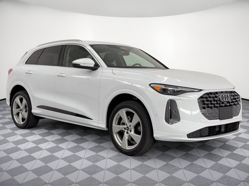 2025 Audi Q5 Premium Plus