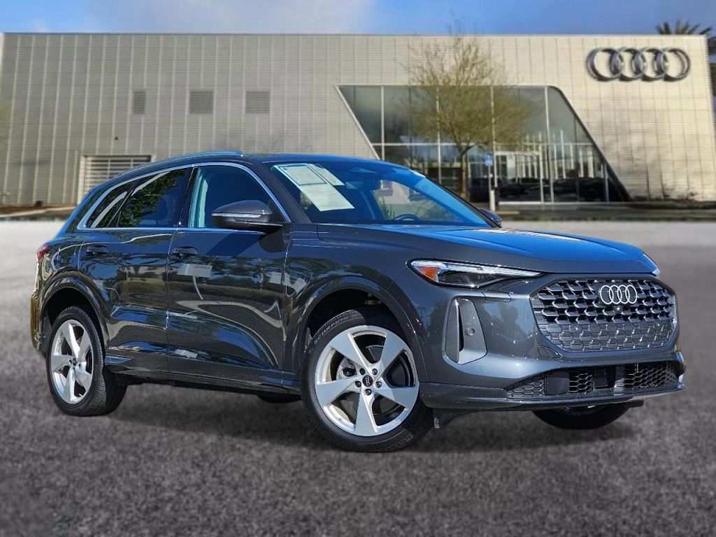 2025 Audi Q5 Premium Plus