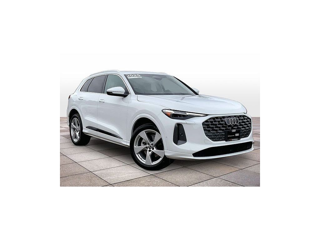 2025 Audi Q5 Premium Plus