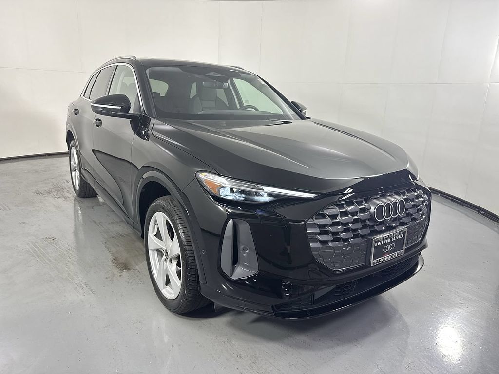 2025 Audi Q5 Premium Plus