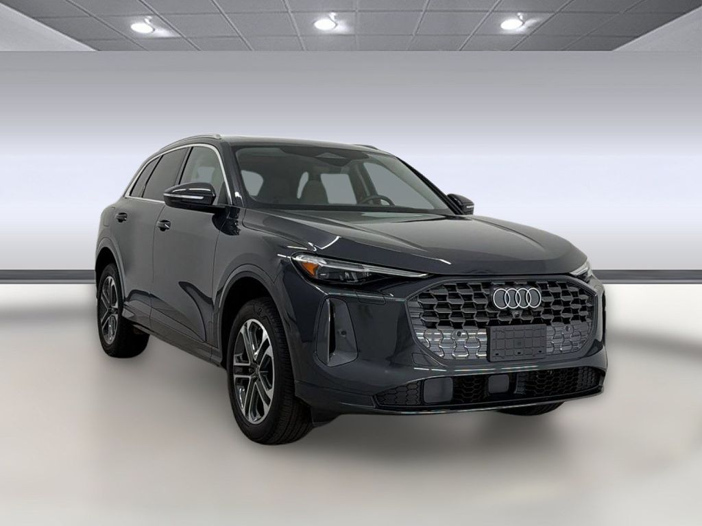 2025 Audi Q5 Premium Plus