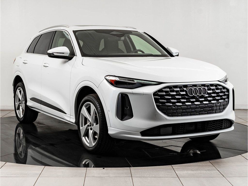 2025 Audi Q5 Premium Plus