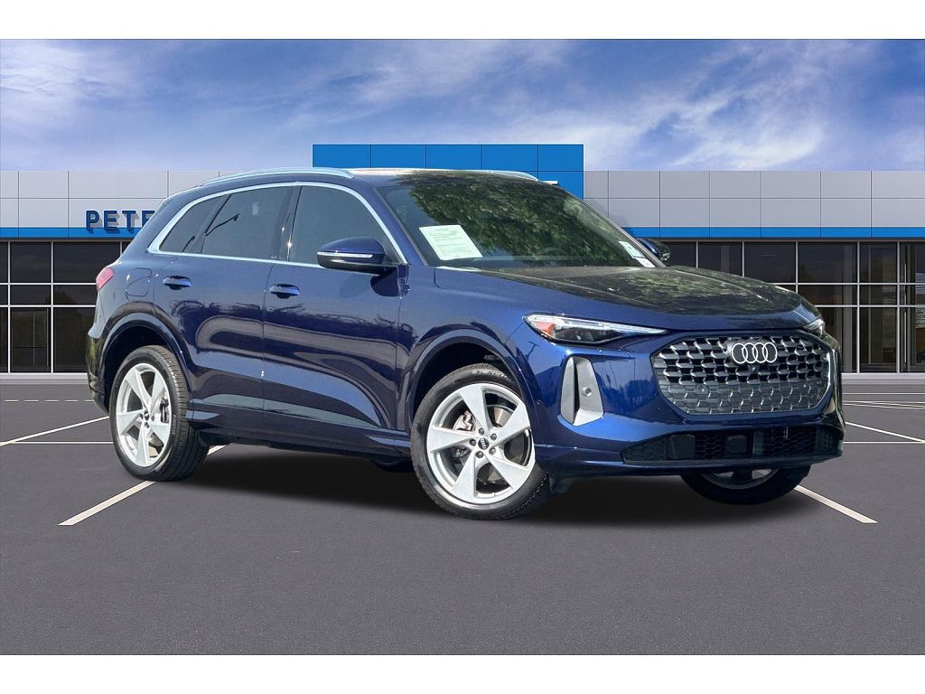 2025 Audi Q5 Premium Plus