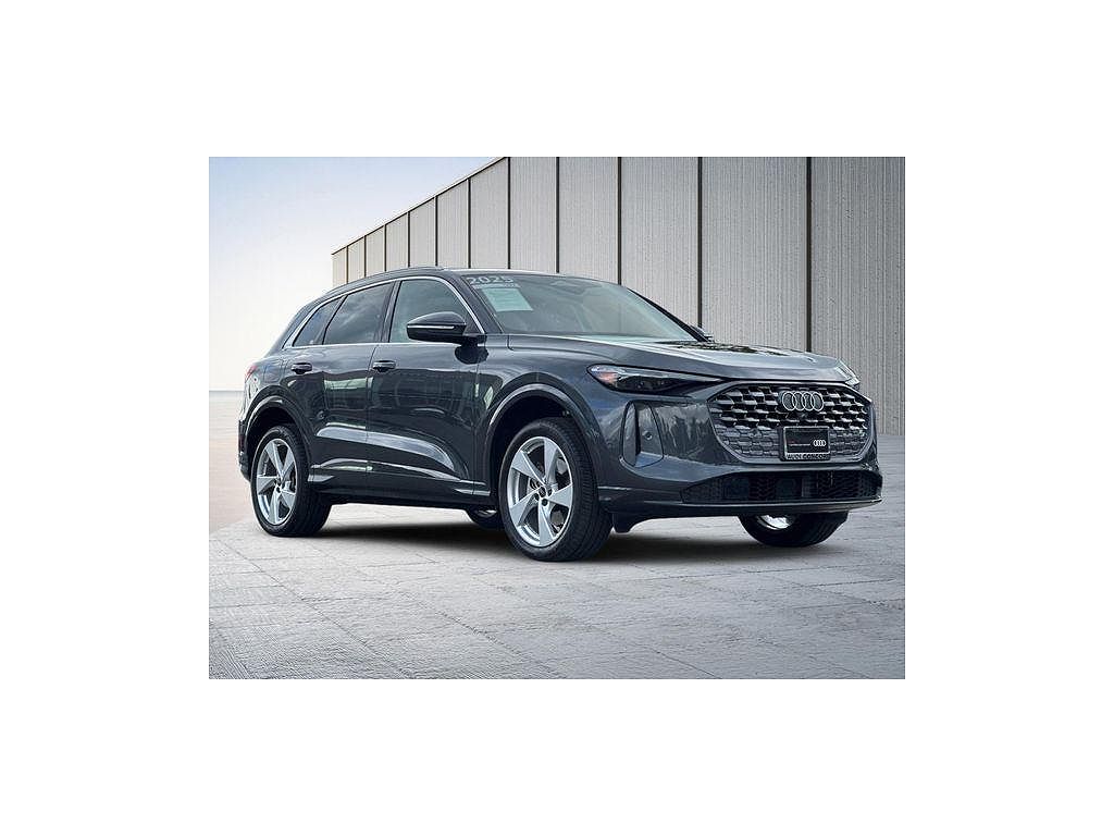 2025 Audi Q5 Premium Plus