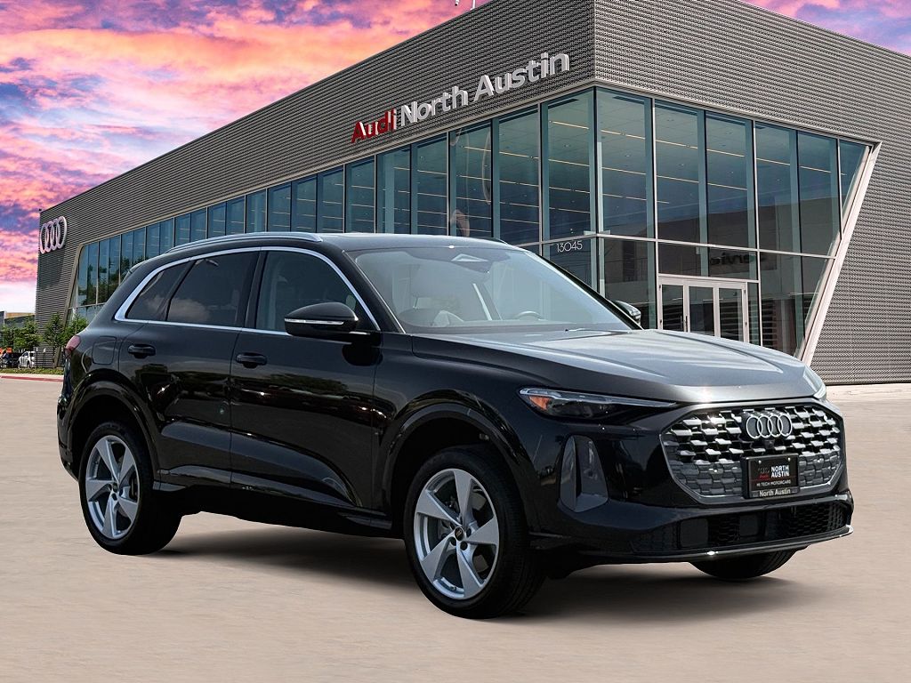 2025 Audi Q5 Premium Plus