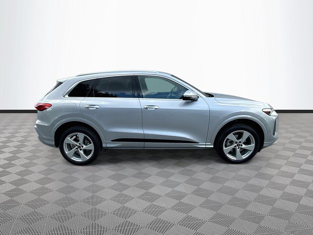 2025 Audi Q5 Premium Plus