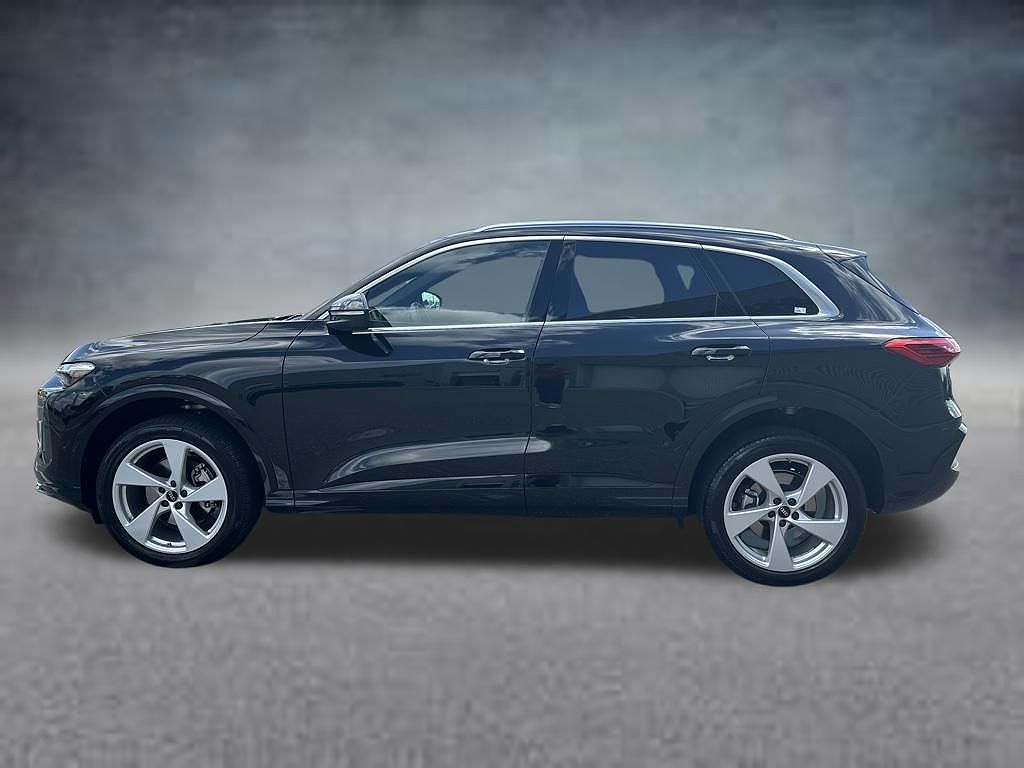 2025 Audi Q5 Premium Plus