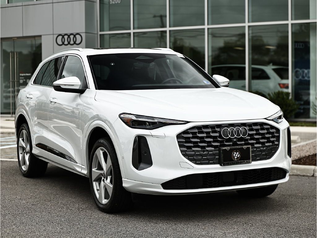 2025 Audi Q5 Premium Plus