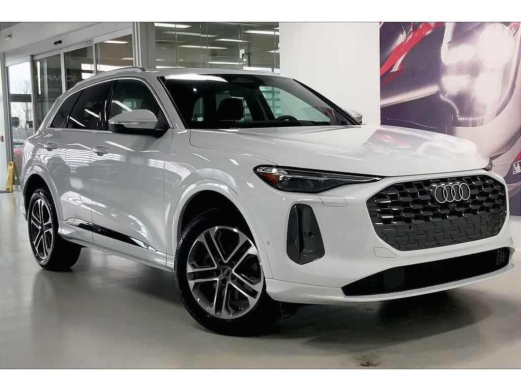 2025 Audi Q5 Premium Plus