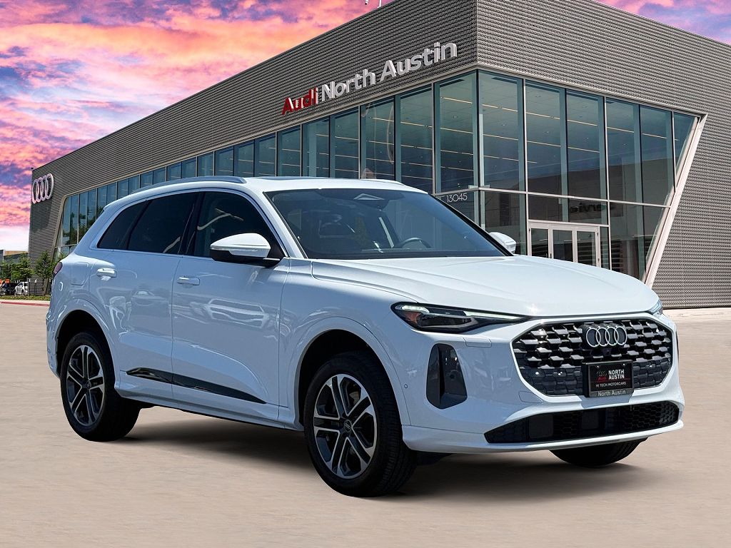 2025 Audi Q5 Premium Plus