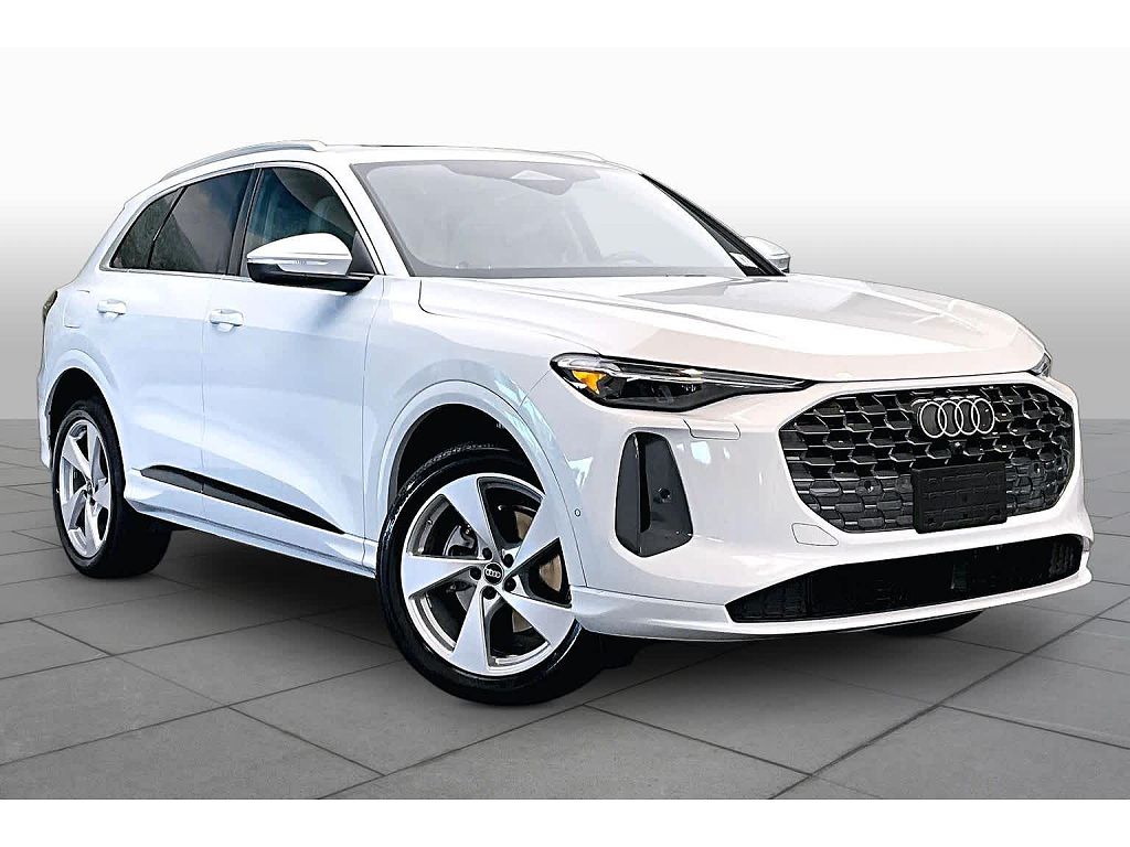 2025 Audi Q5 Premium Plus