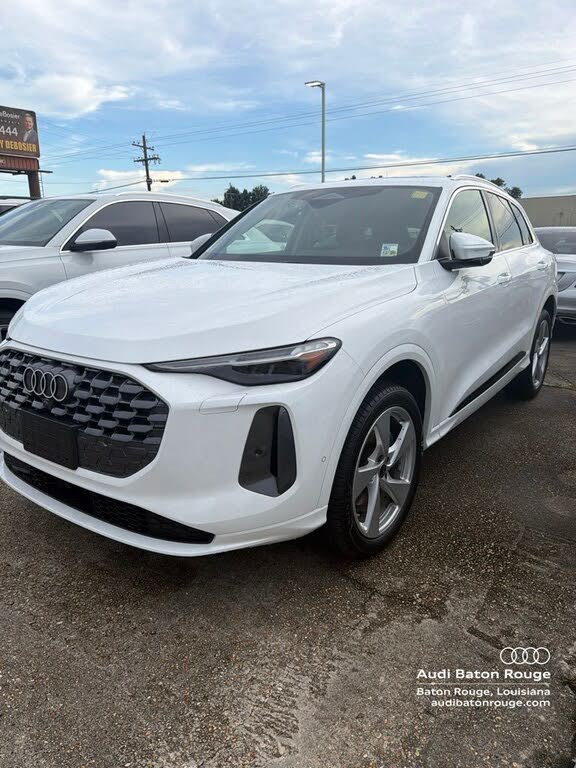 2025 Audi Q5 Premium Plus