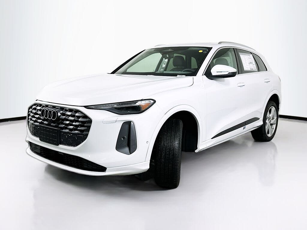 2025 Audi Q5 Premium Plus