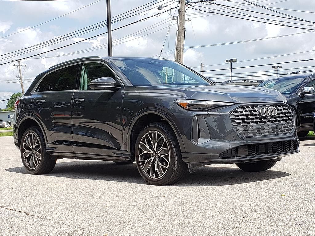 2025 Audi Q5 Premium Plus