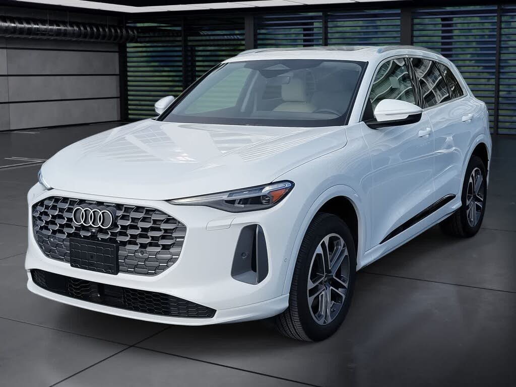 2025 Audi Q5 Premium Plus