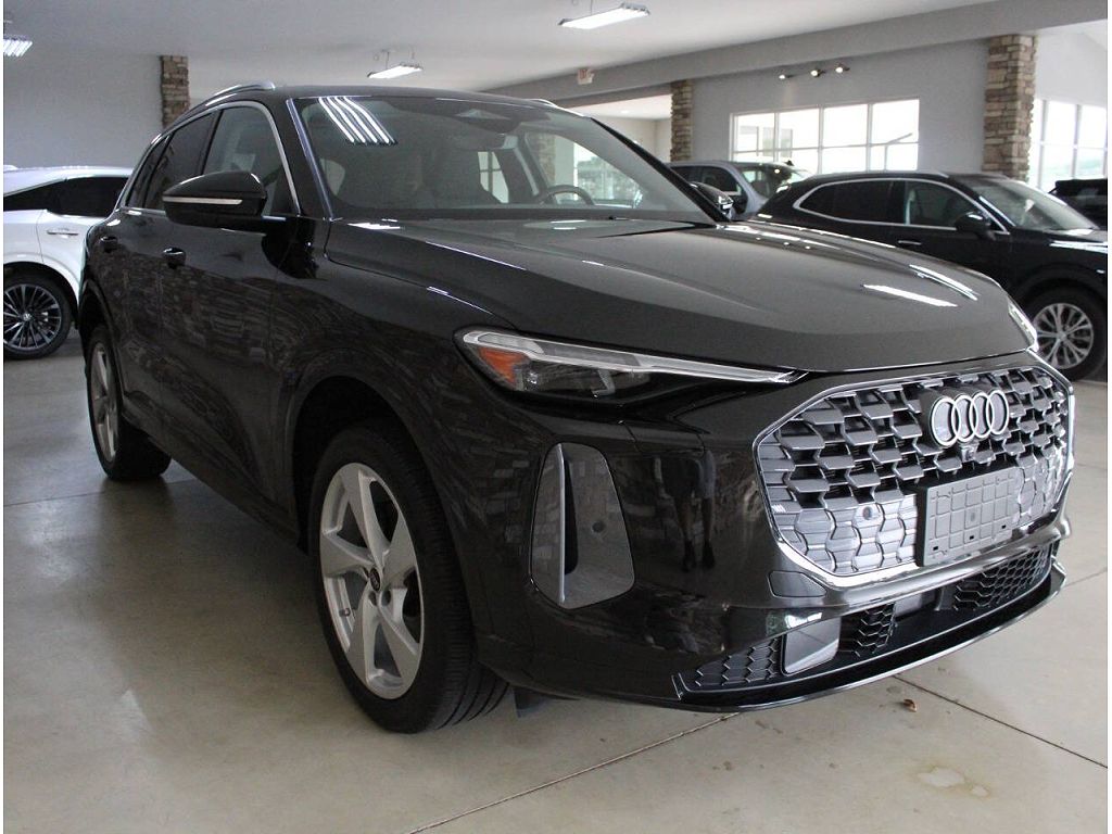 2025 Audi Q5 Premium Plus