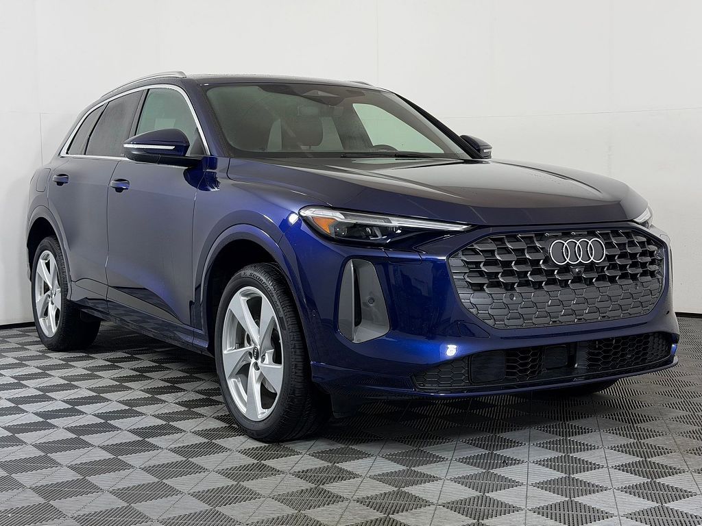 2025 Audi Q5 Premium Plus