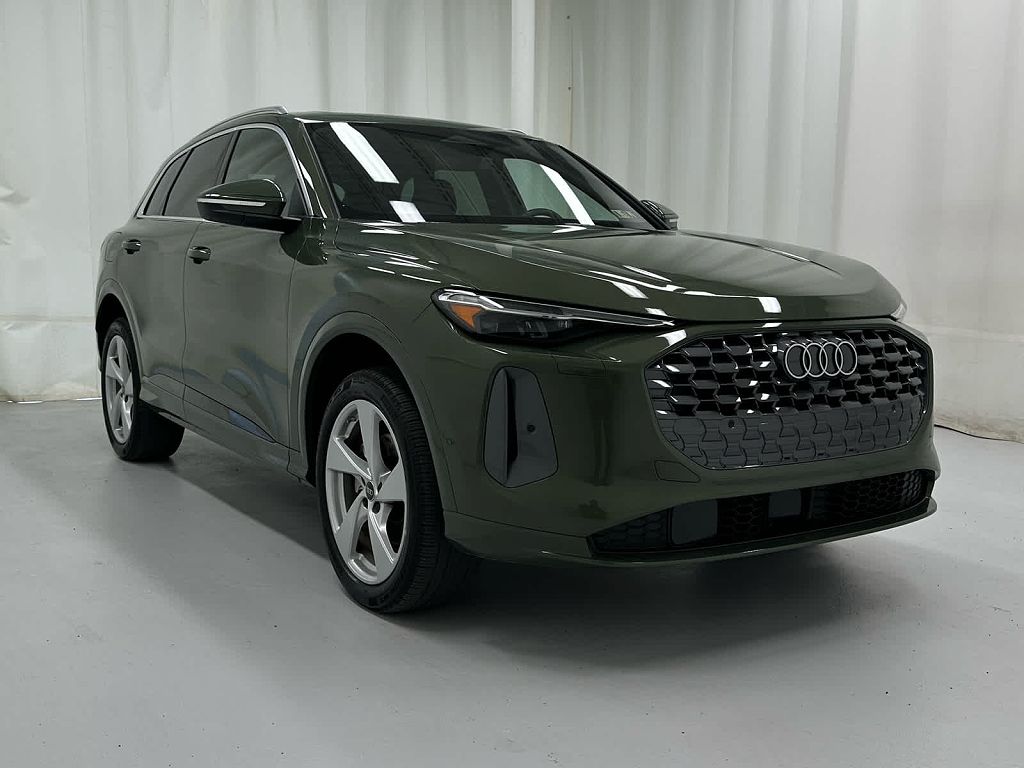 2025 Audi Q5 Premium Plus