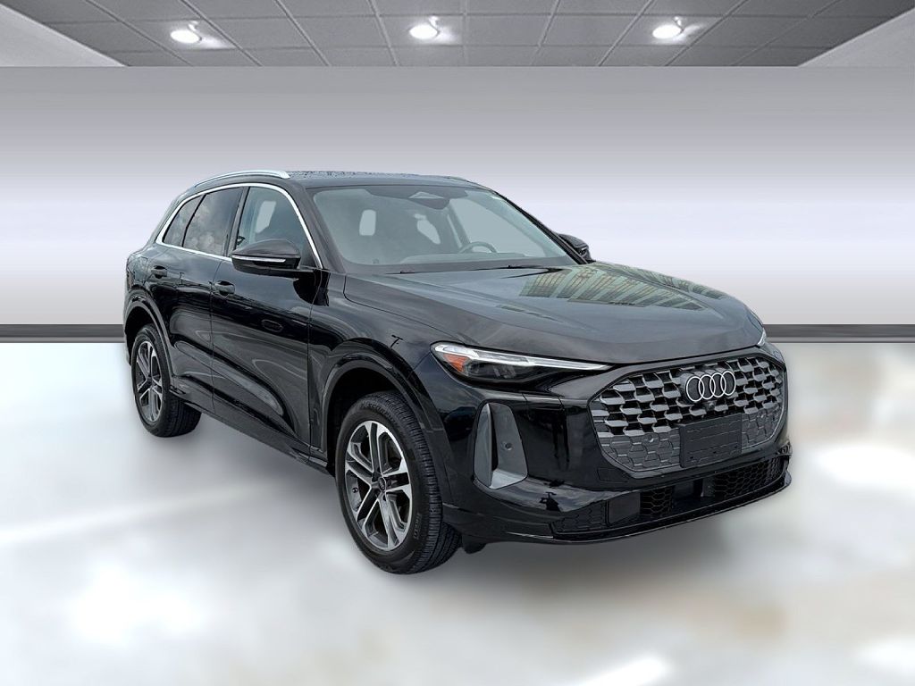 2025 Audi Q5 Premium Plus