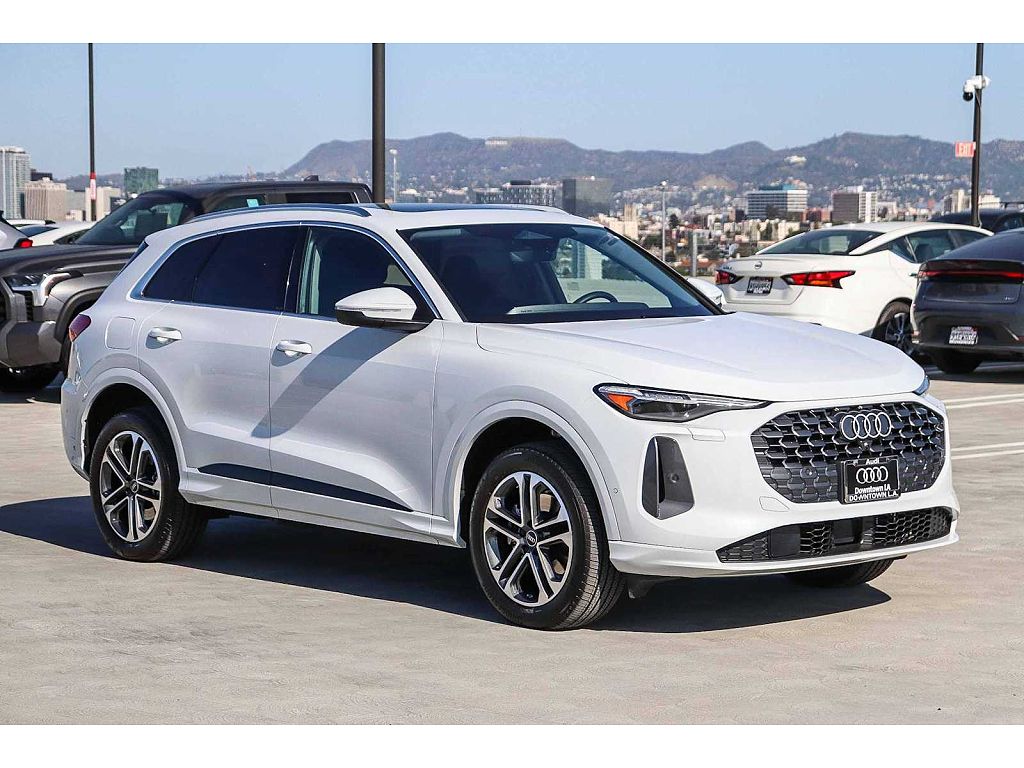 2025 Audi Q5 Premium Plus