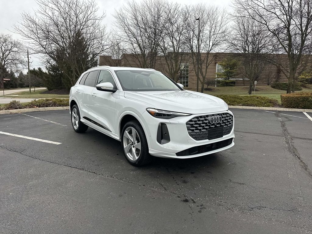 2025 Audi Q5 Premium Plus