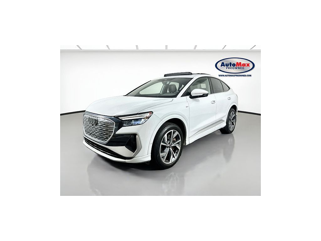 2024 Audi Q4 e-tron Premium Plus