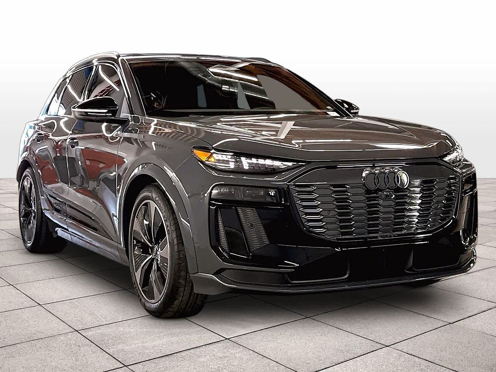 2025 Audi SQ6 e-tron Prestige