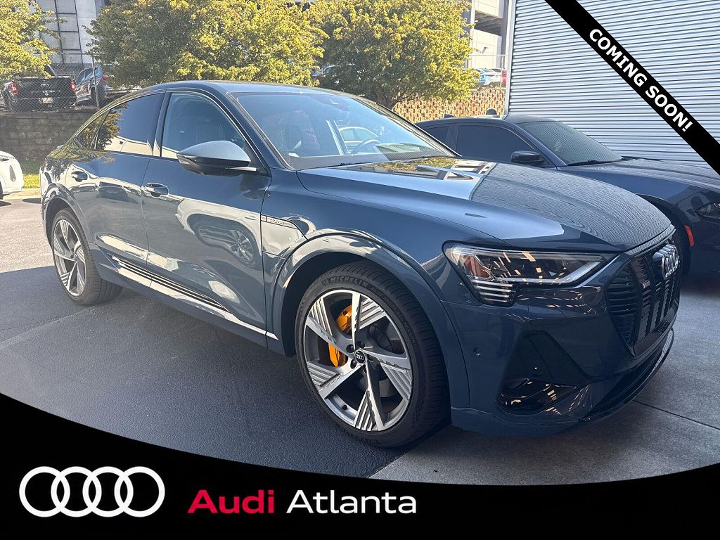 2022 Audi e-tron Prestige S line