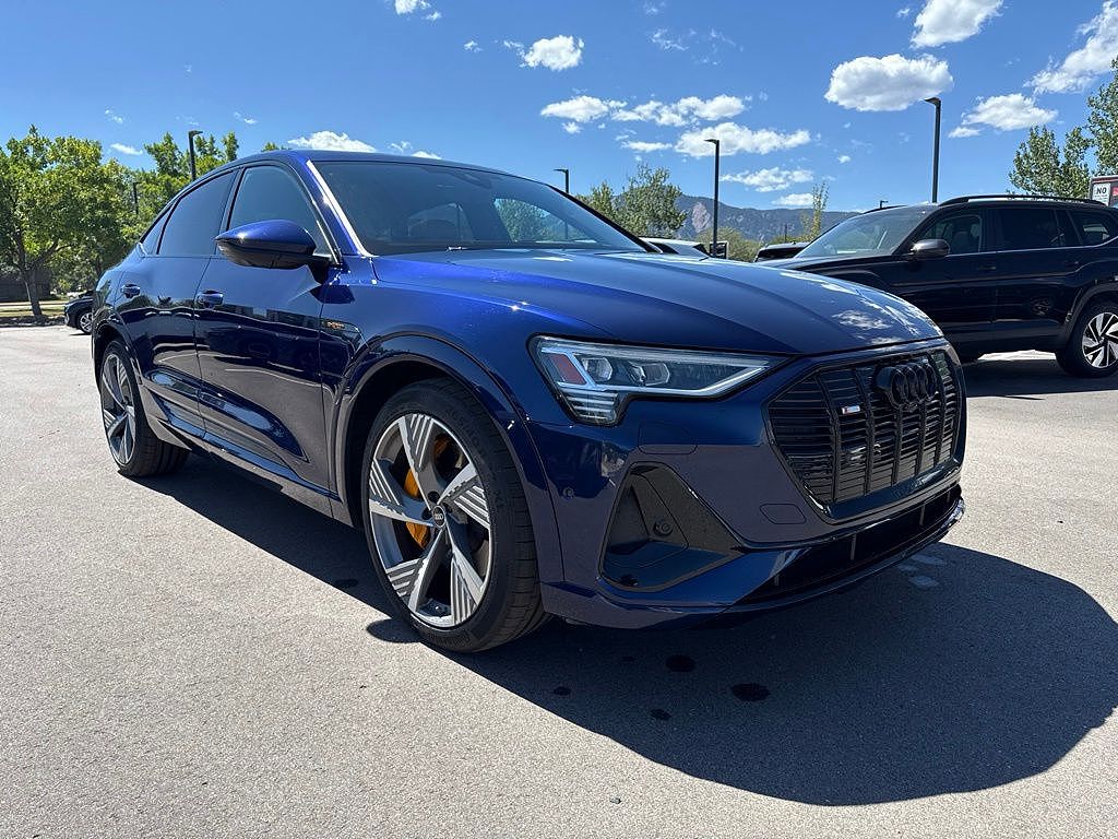 2022 Audi e-tron Prestige S line