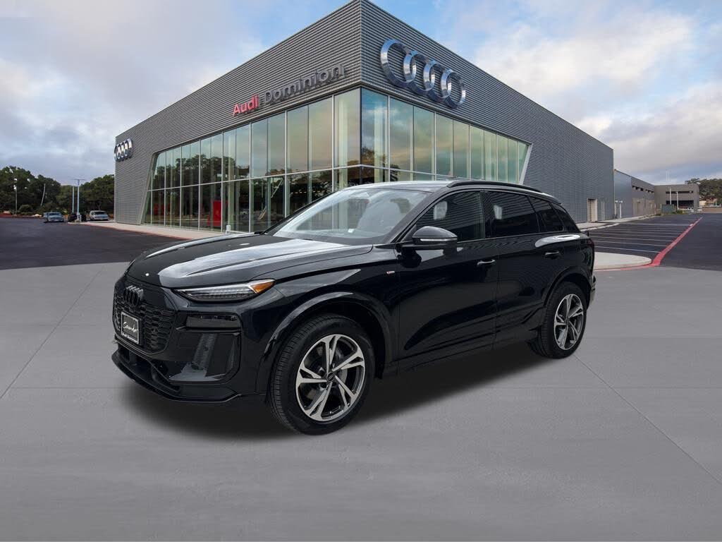 2027 Audi Q6 e-tron Premium Plus