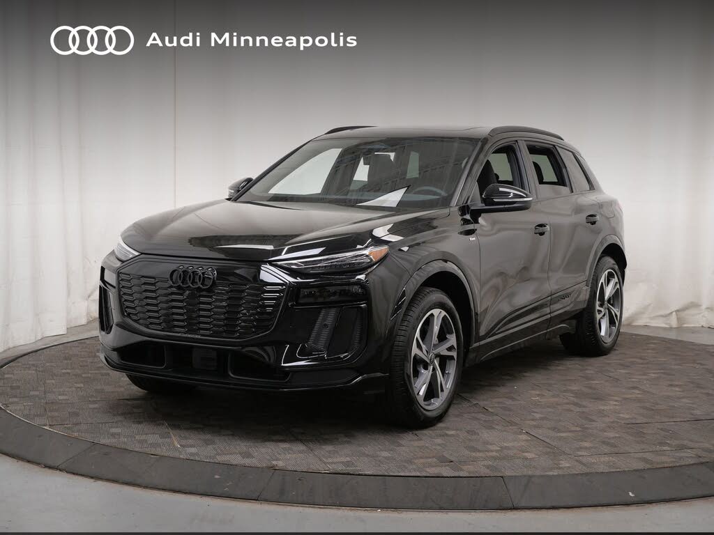 2027 Audi Q6 e-tron Premium Plus